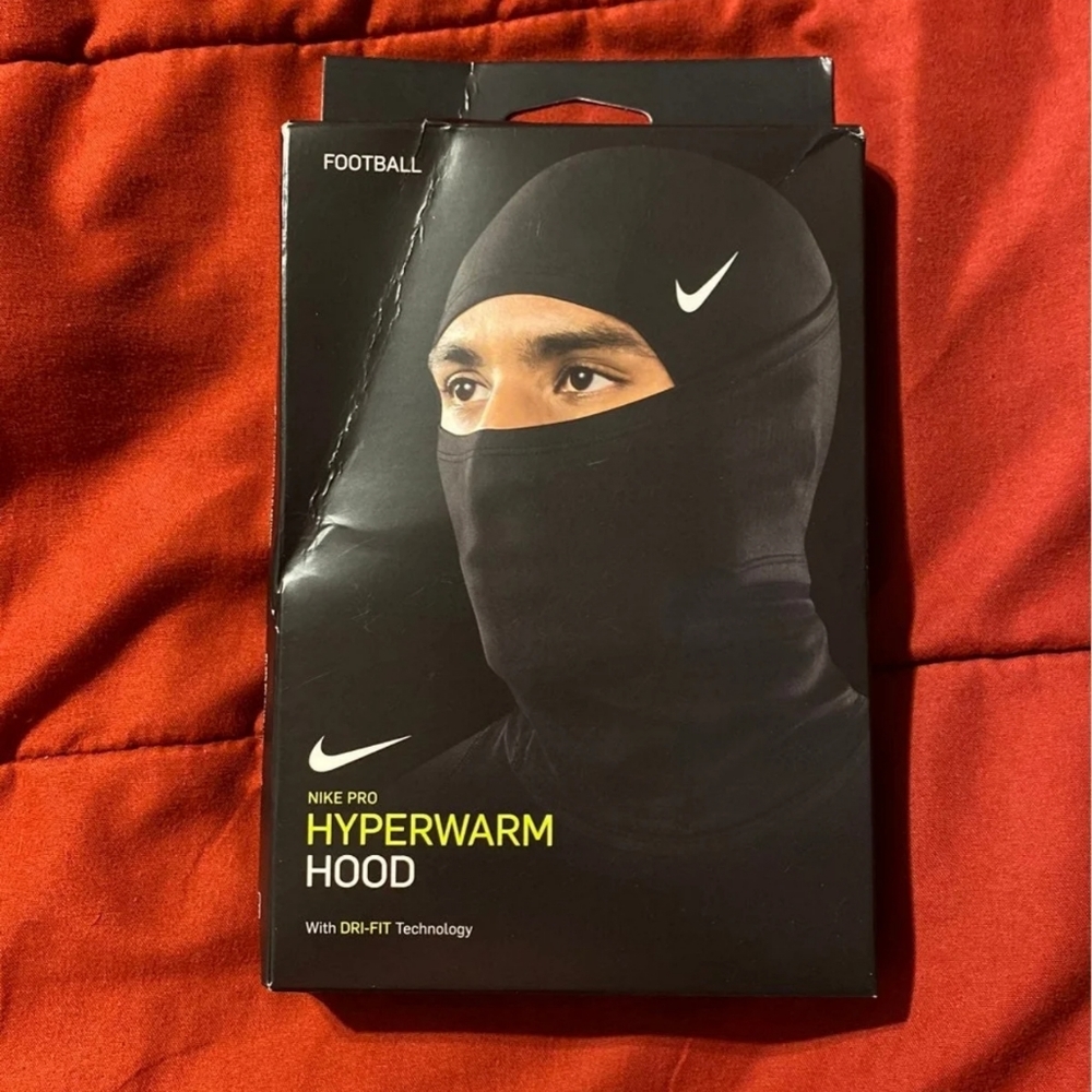 Nike Hyperwarm Hood